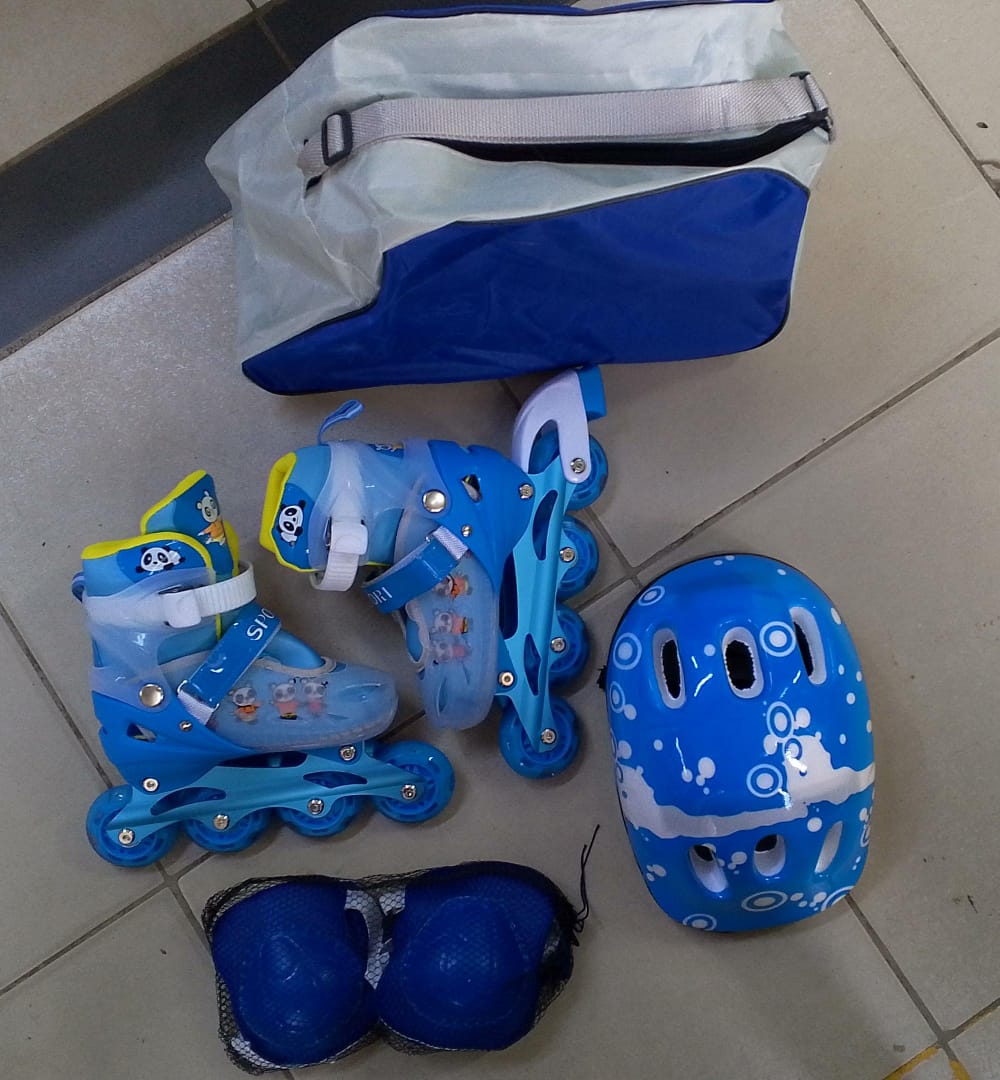 [🔥LIMITED OFFER🔥 🥑🌽ONLY AT KILIMALL !!! ]   BRAND NEW VERY QUALITY DURABLE  SKATE SHOES FULL SET  SIZE; SMALL  AT BEST PRICE