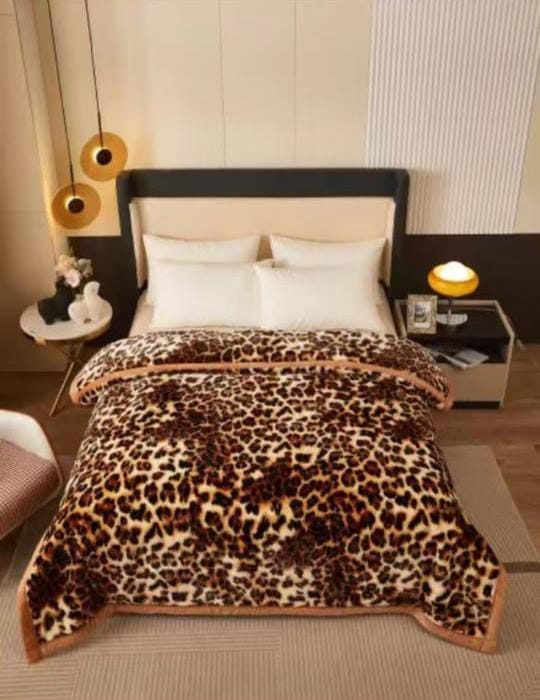 [ SHOP SMART AND SAVE BIG AT AN AMAZING OFFER PRICE 🤩🤩✨ !!!  [ 5 x 6 ]  1Pc Brand New High Quality Durable Stylish & Comfortable Super soft blanket at affordable Price