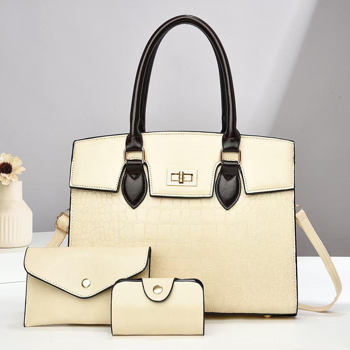 [ ❤🟢 NEW OFFER 🟢🤩🤩✨ !!! ] - 3 IN 1 Brand New High Quality Stylish and Luxurious Comfortable Ladies Handbag ..Designed With Durability and Functionality ✔👌