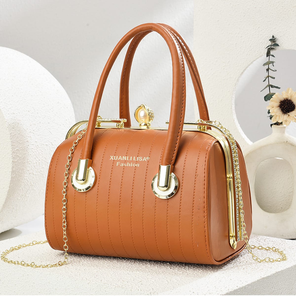 [🔥SPECIAL LIMITED OFFER🔥 🥑🌽ONLY AT KILIMALL !!! ] 1Pc Brand New High Quality Stylish and Luxurious Comfortable Ladies Handbag ..Designed With Durability and Functionality ✔👌