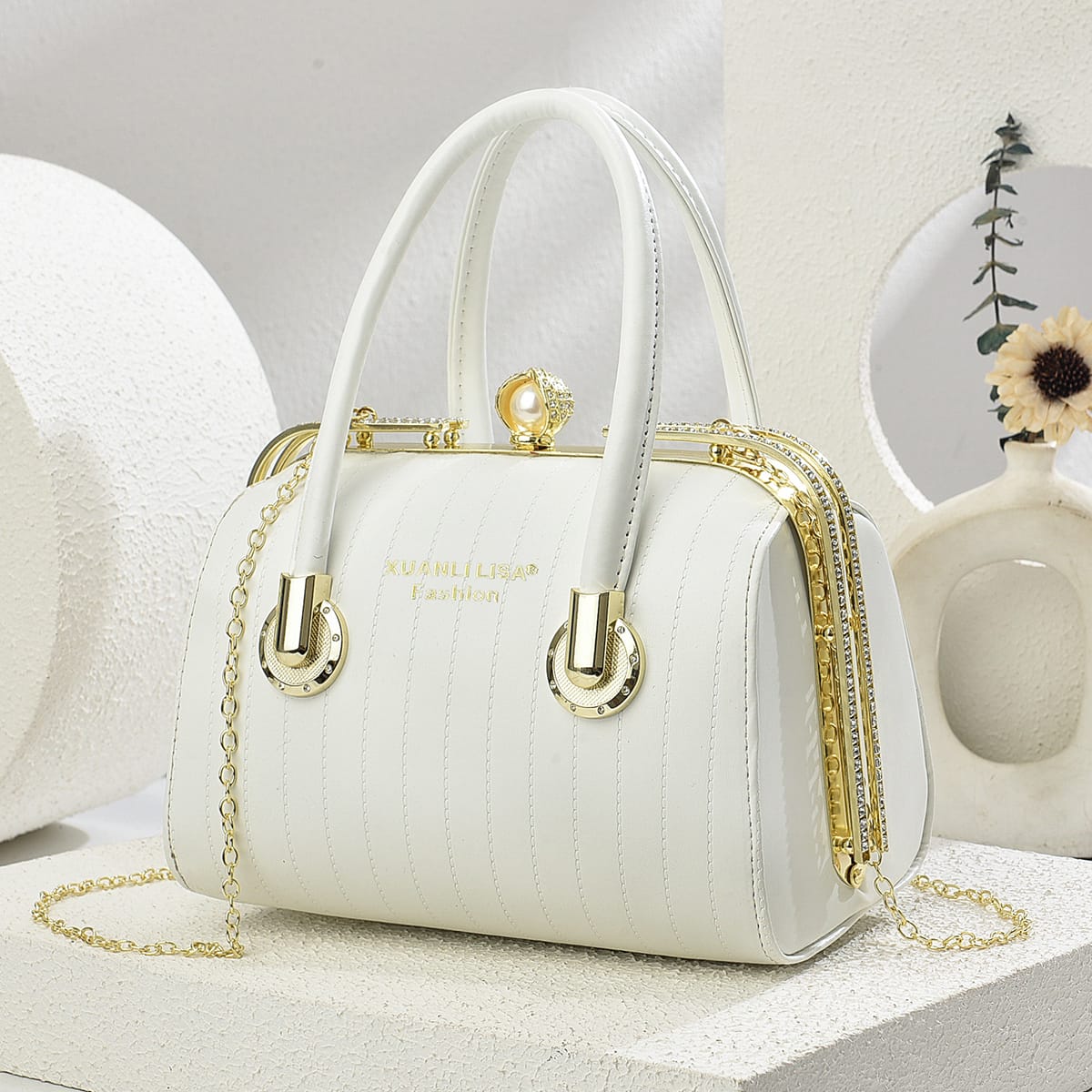 [🔥SPECIAL LIMITED OFFER🔥 🥑🌽ONLY AT KILIMALL !!! ] 1Pc Brand New High Quality Stylish and Luxurious Comfortable Ladies Handbag ..Designed With Durability and Functionality ✔👌