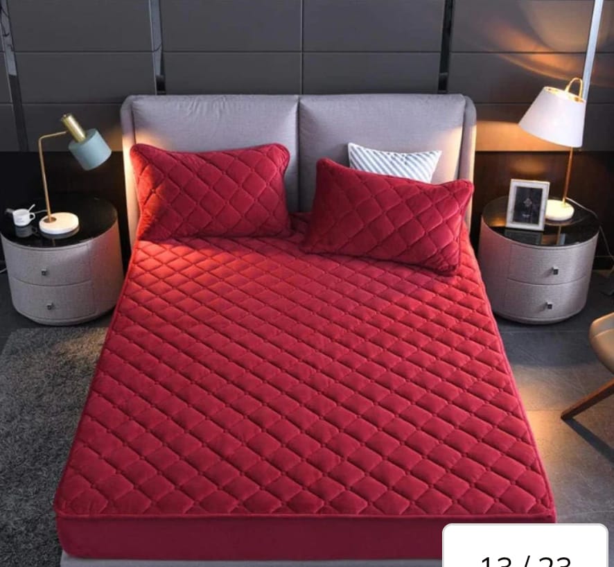 🤑🥑GRAB IT AT LOW PRICE+ ADDED OFFERS **🥑🌽 ]  1Pc Size [ 6 X 6 fts ] Brand new Luxurious & Stylish Water proof mattress protector. .Designed With Durability and Functionality✨