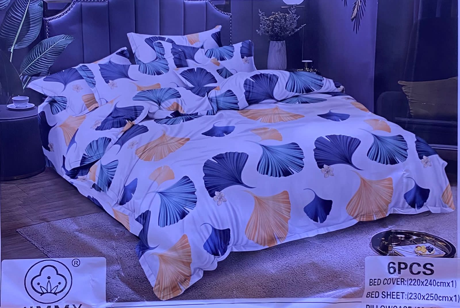 🍒MEGA SALE🍒🕳DONT MISS OUT🥑 6PcS Size [ 6 X 6 fts ] Brand new Luxurious & Stylish Duvet Cover ,One sheet  & Four pillowcases .Designed With Durability and Functionality✨