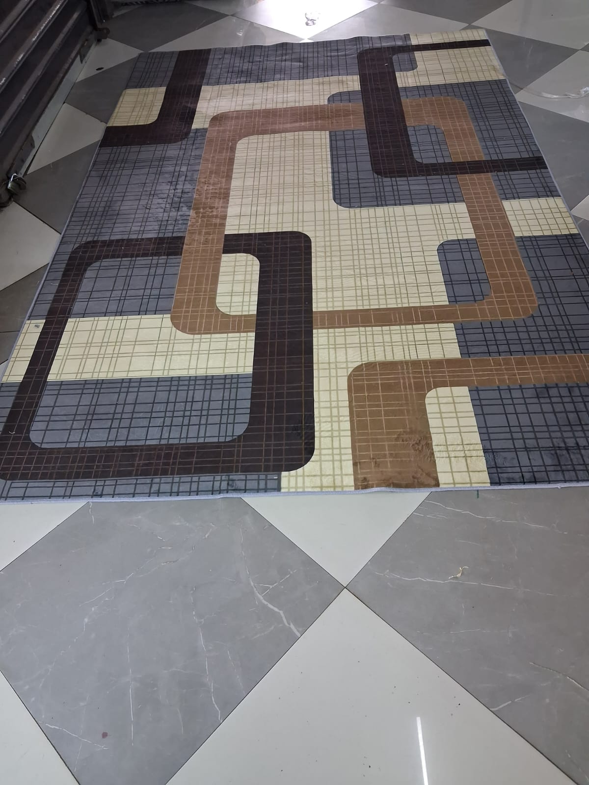 🟡 REGULAR OFFER 🟡 1PC New Arrival HD Carpet 6x9ft Soft Durable Floor Rug Non-Slip Stylish Modern Design Perfect for Living Room
