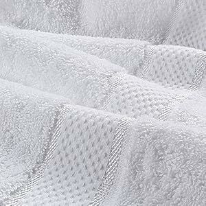 FAMILY SIZE PREMIUM COTTON BATH TOWEL SET.100 PERCENT PURE COTTON FAMILY BATH TOWELS.PREMIUM QUALITY WHITE COTTON BATH TOWEL PACK.SOFT ABSORBENT FAMILY PACK BATH TOWELS.