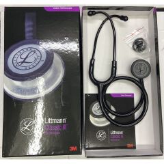 3M Littmann Classic III™ Stethoscope -Black Finish-One stethoscope,a manual and a pair of spare earbuds ///3M Littmann Classic III™ Stethoscope -Black Finish-One stethoscope,a manual and a pair of s
v