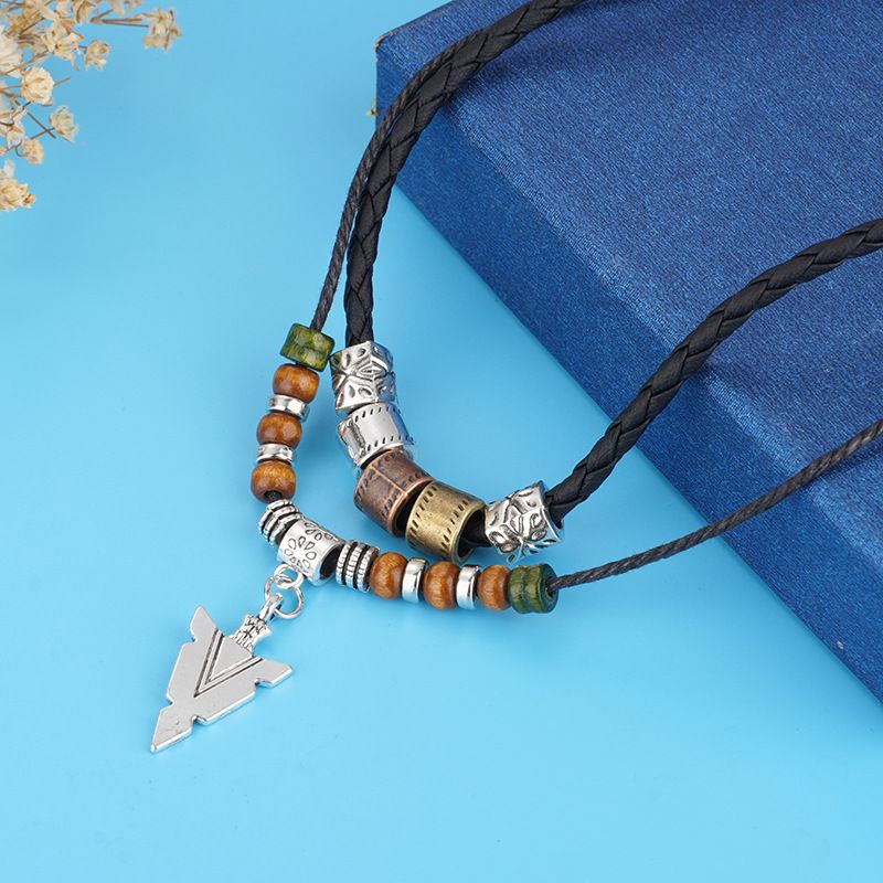 Anchor necklace, men's retro trendy pendant, collarbone chain, Japanese and Korean version couple accessory gift