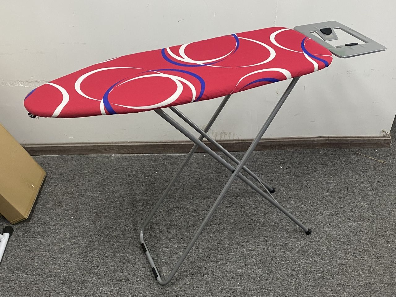 Heat resistant metallic home family ironing board