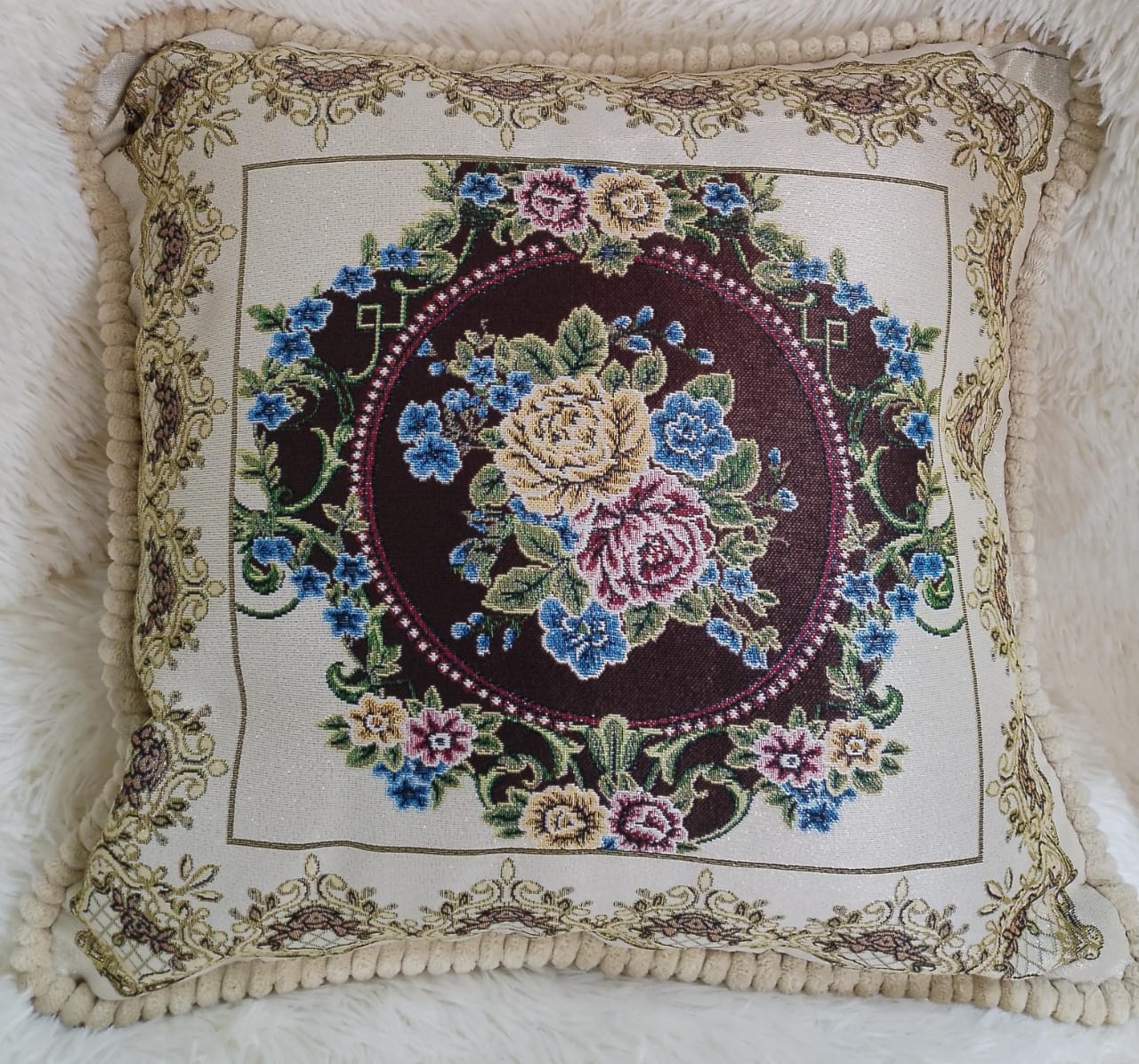 Set of 6pcs compete Silk throw pillows cases and 6pcs fibre filled throw pillow