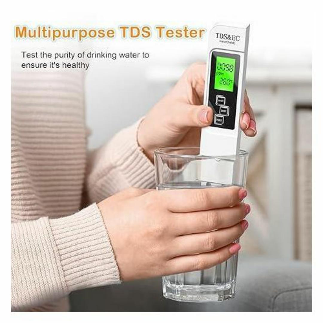 TDS Meter Digital Water Tester, 3-in-1 TDS, Temperature and EC Meter. Ideal for Drinking Water, Aquariums, Hydroponics