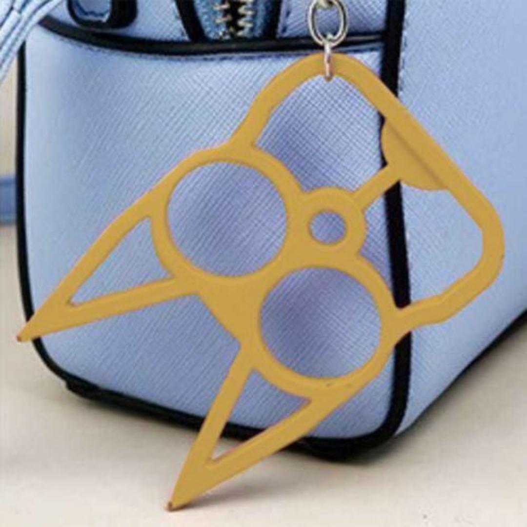 Gold Cat Self-Defense Keychain – Stylish Safety Tool with Key Ring & Clip - Lightweight Aluminum Alloy