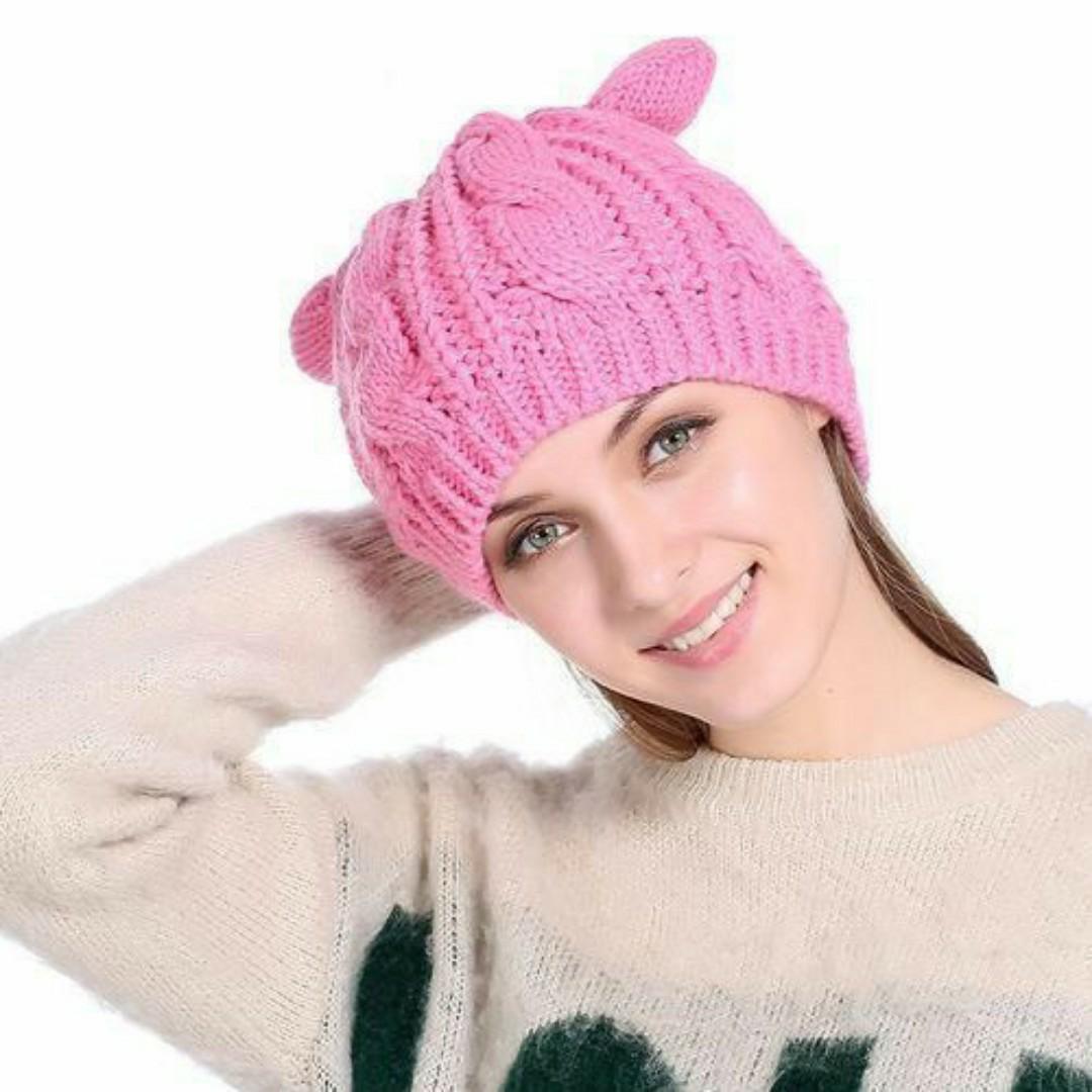 HATS FOR WOMEN LADIES HAT SOFT WIDE BEENIE OUTDOOR BEACH HATS – Stylish, Warm & Cozy For All Seasons