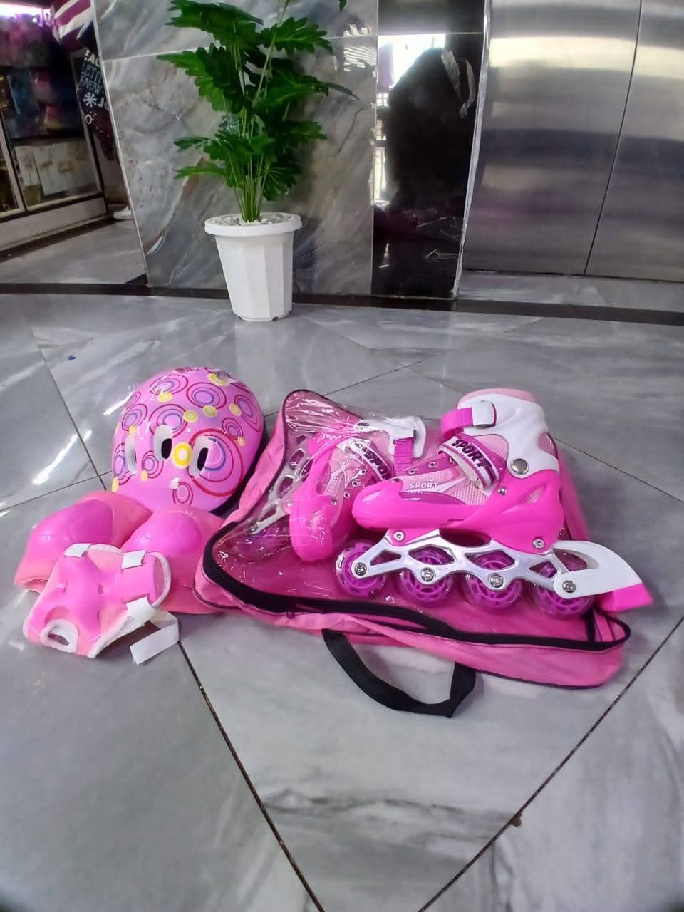 Complete Kit pink Roller Skates Shoes