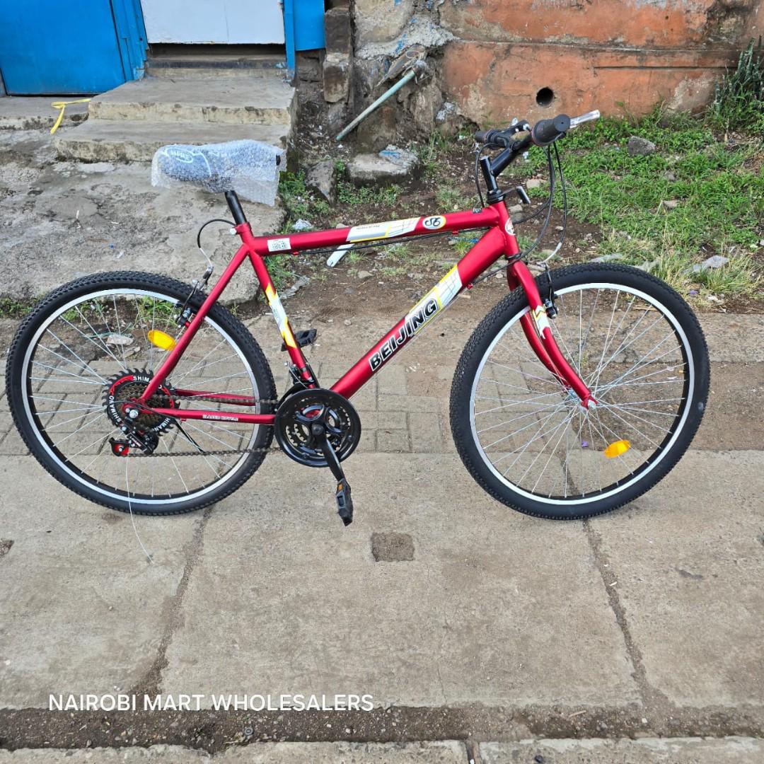 ADJUSTABLE SIZE 26 WITH GEARS MOUNTAIN BIKES AGE 9 PLUS AND ADULTS