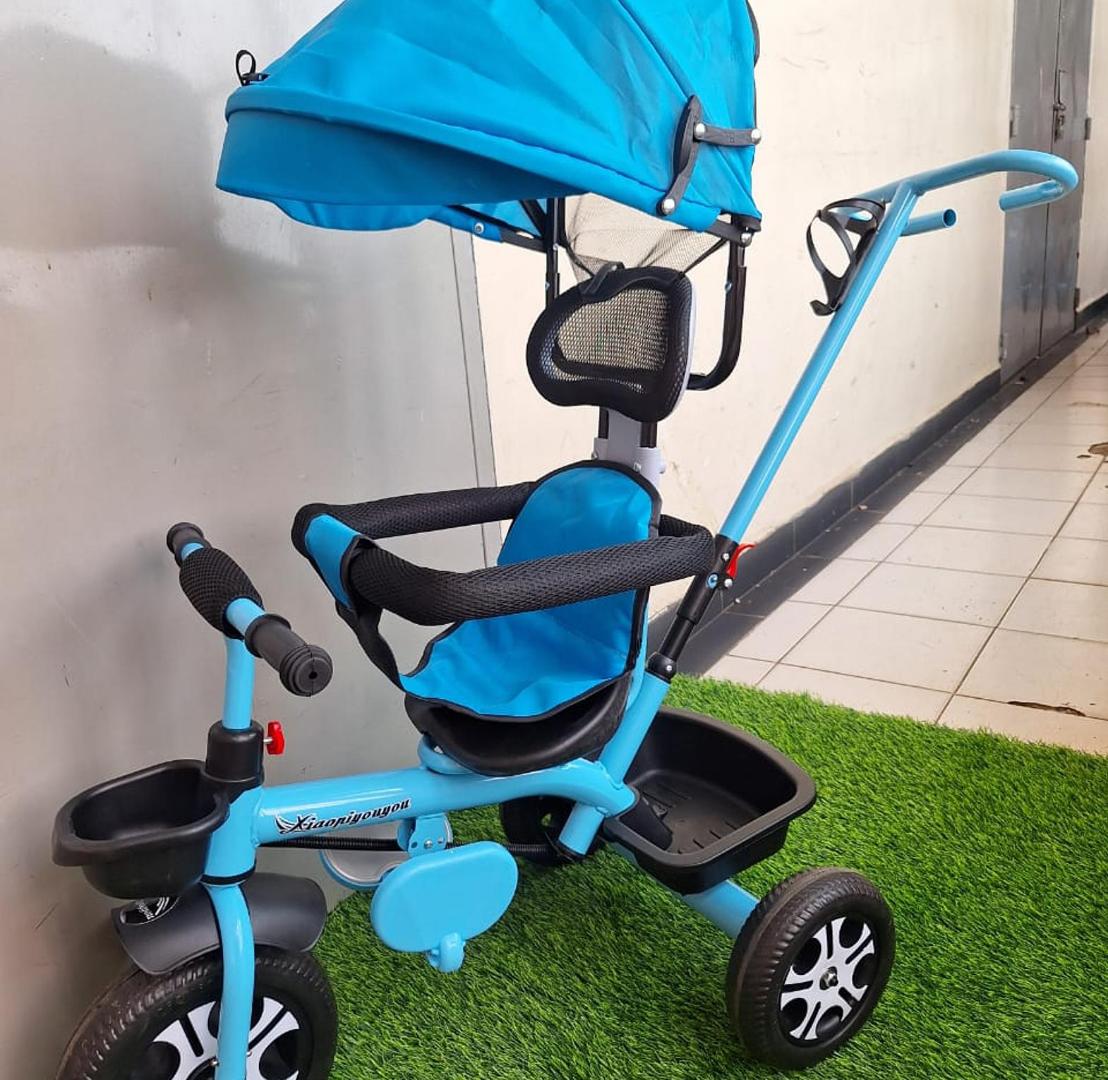 Kids Tricycle with Umbrella Shade, Safety Guard & Push Handle | Comfortable Baby Trike for Ages 1 to 5 Years