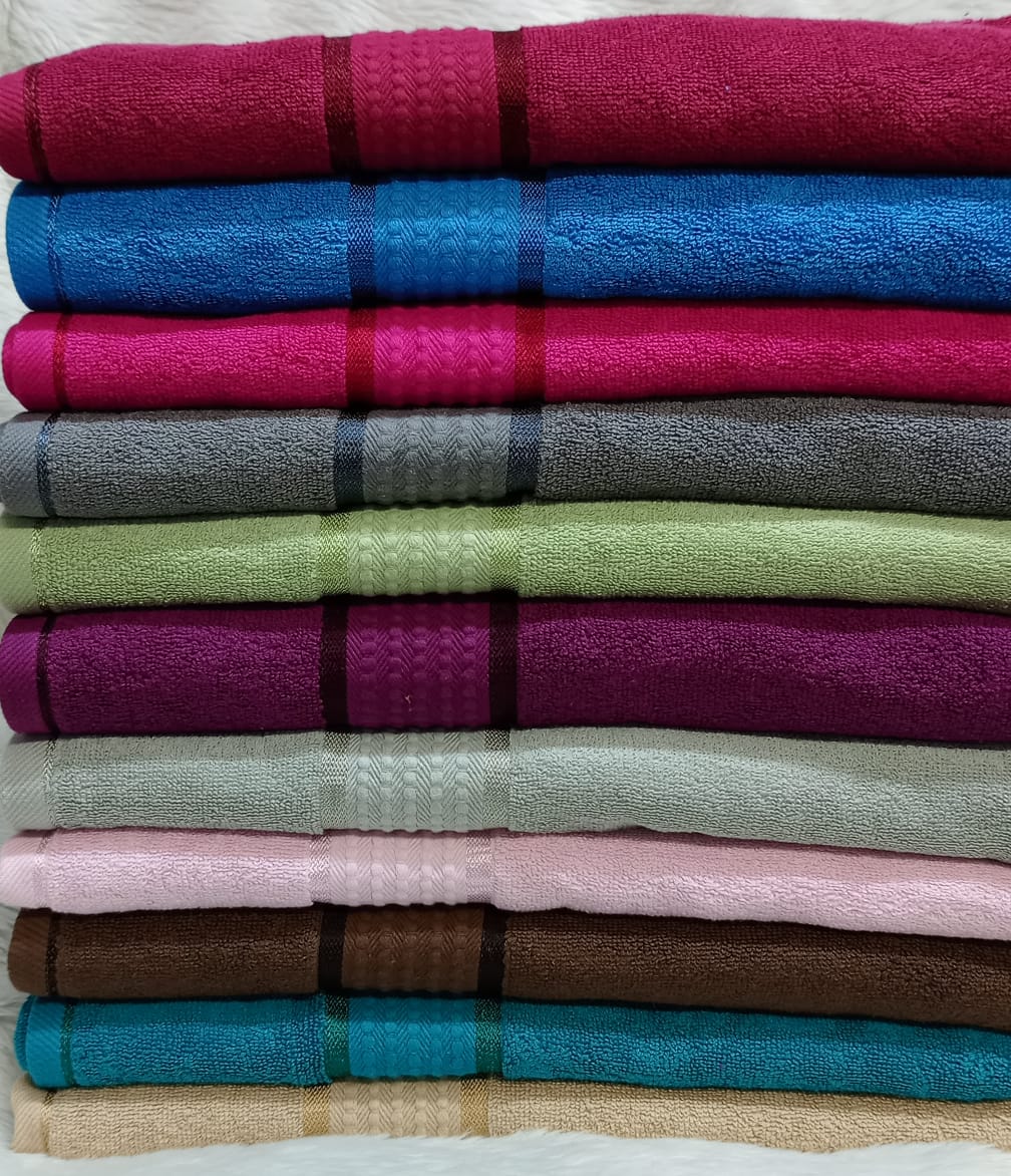 TOWELS. Heavy Quality  towels, High quality with high water absorbent, Fade resistant, Luxurious cotton towel, Soft, Absorbent, and Durable - Ideal for Bath or Beach