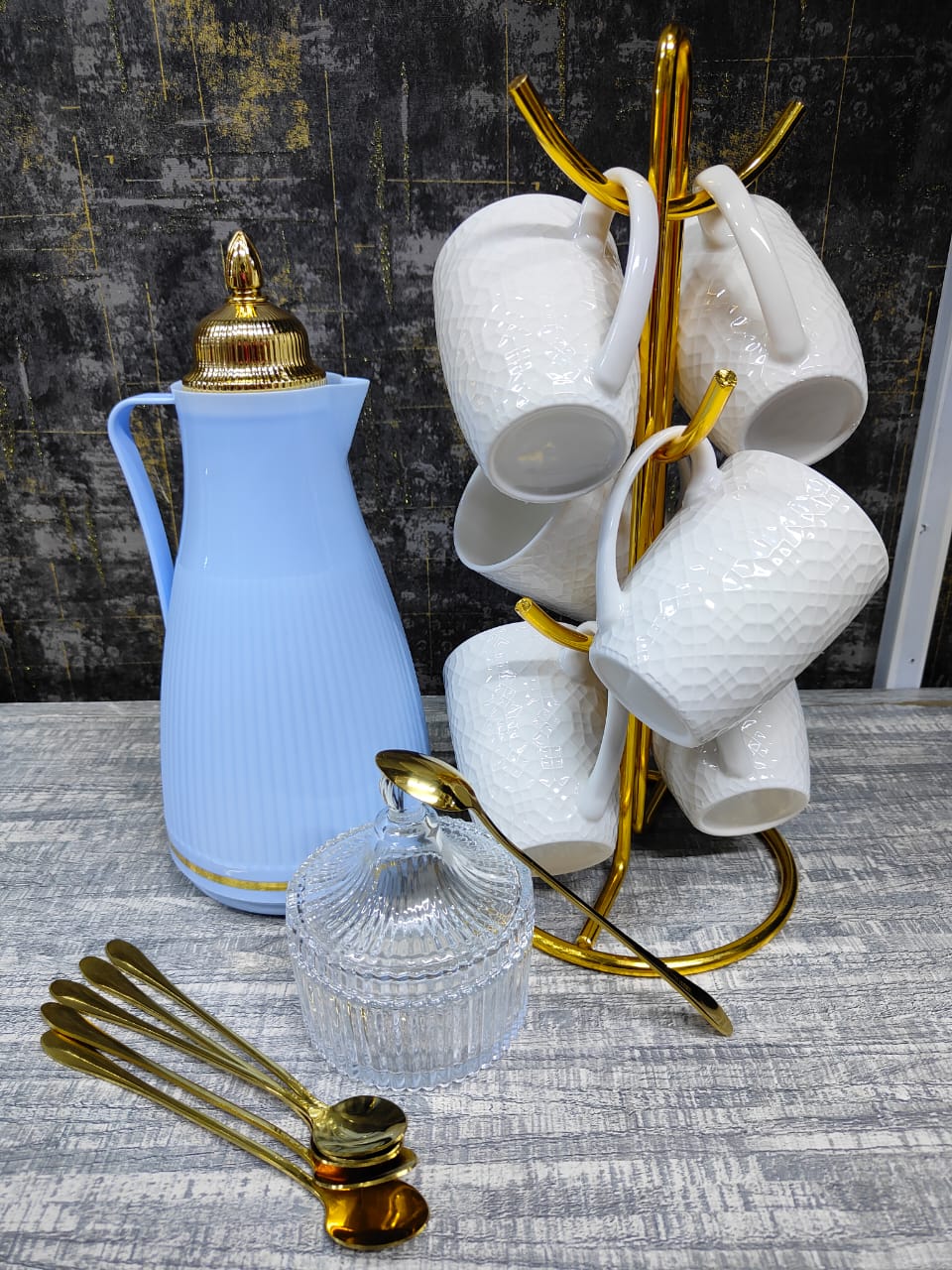 TEA SET. 14 Piece Beautiful Tea Set | Elegant Flask, Cups, Sugar Dish & Gold Spoons, 1 flask (I litre), 6 cups,1 sugar dish, 6 pcs gold long tea spoons. Stylish and visually appealing,