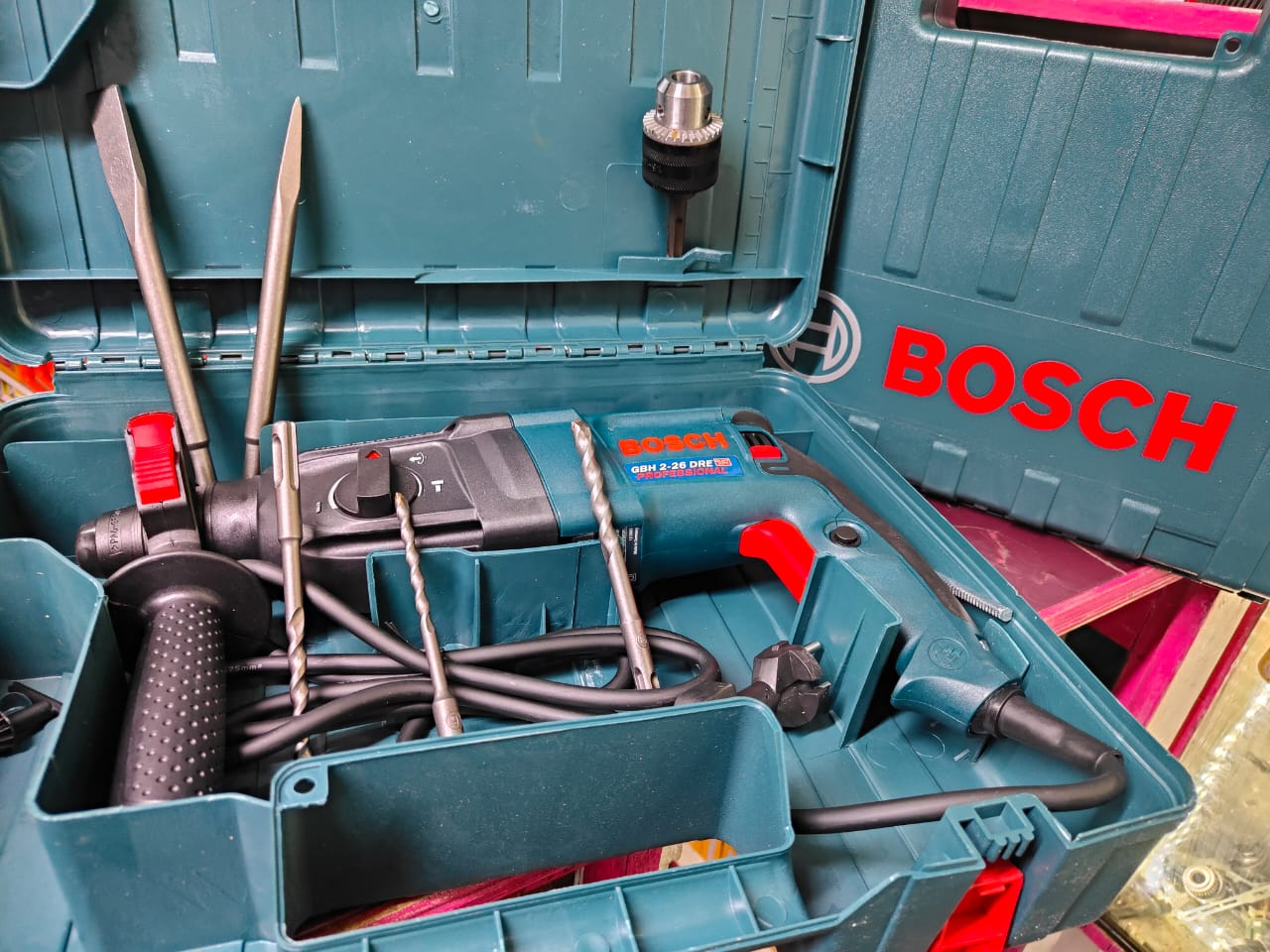 Bosch Professional Rotary Hammer Drill – Heavy-Duty Performance For Concrete & Masonry
