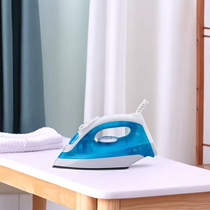 Von 1600W Steam Iron - Ceramic Soleplate, 54g/min Steam, Anti-Calc