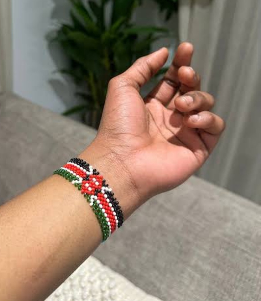 Brandnew kenyan bracelet colorful inspired by kenyan flag