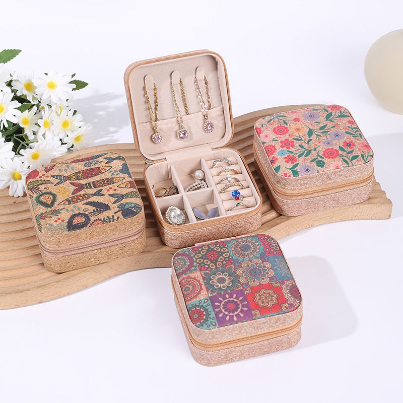 Portable Jewelry Storage Box Fashion Print Pattern Floral Ring Earring Box, Flower Fish Botanic Compact and Exquisite Travel Style Jewelry Box