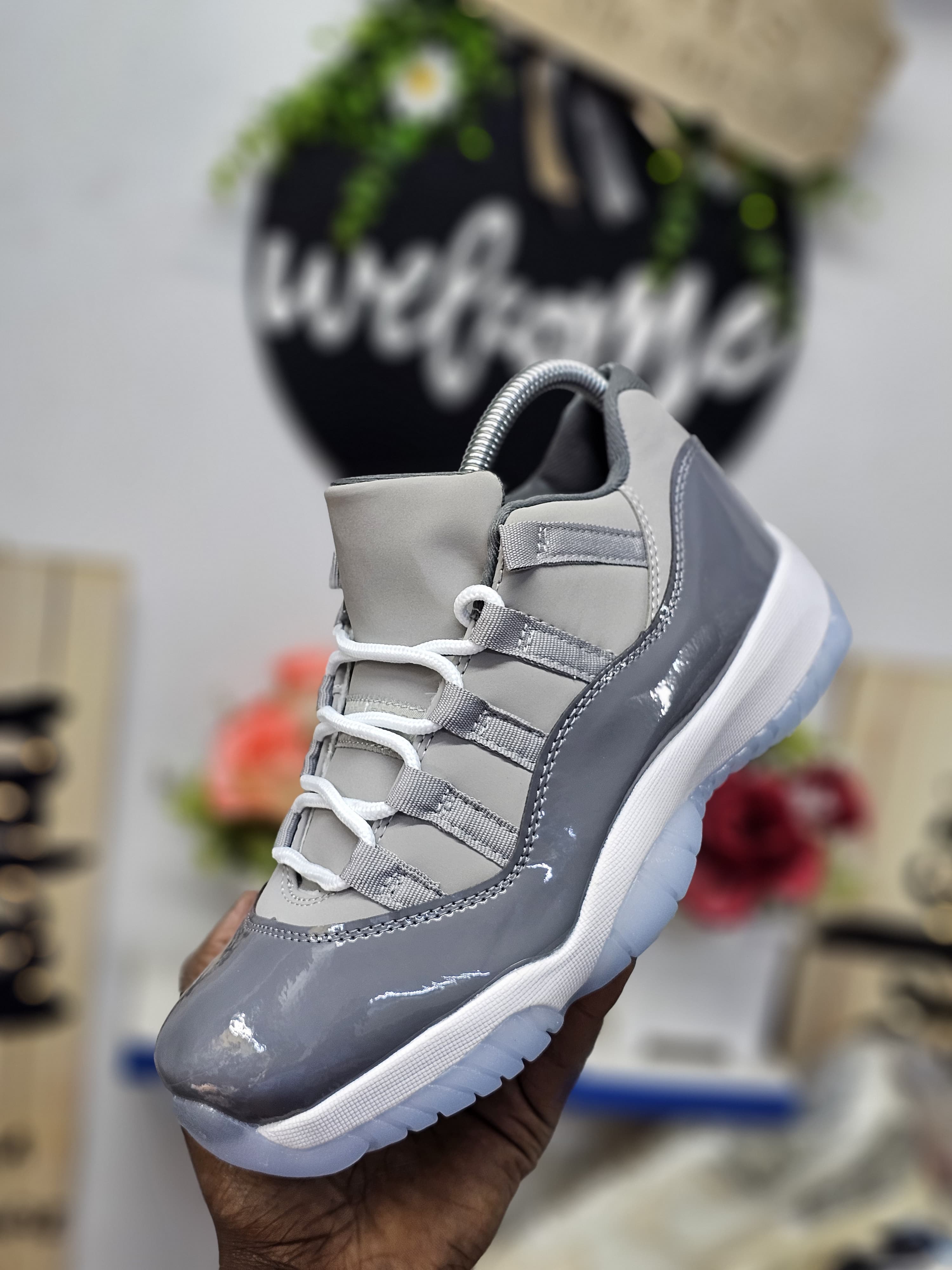 DOPE J11 cool Grey low cut Men's Shoes Sneakers