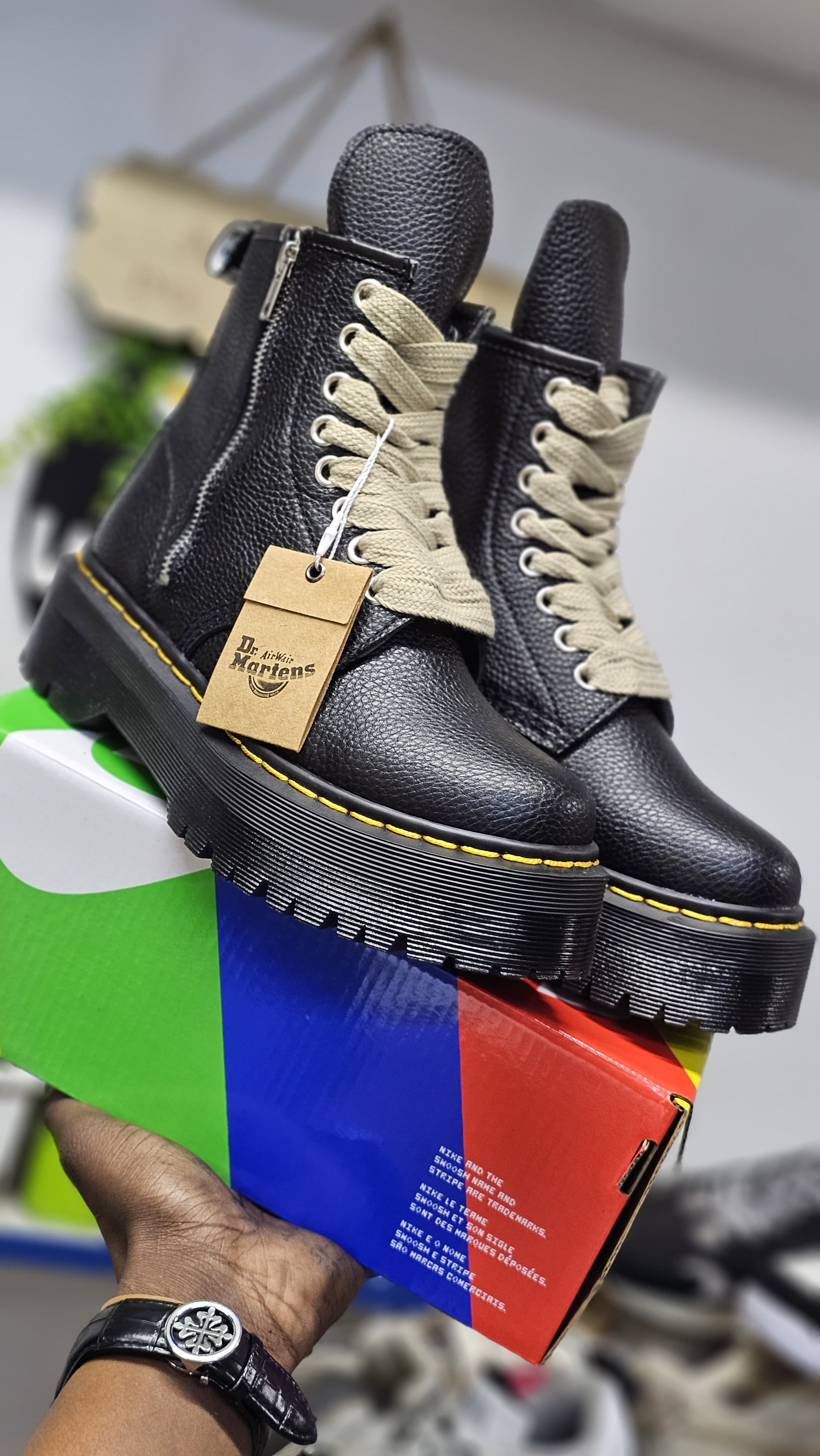 Chunky Laced DR MARTINS oxford sneaker Boot and low cut double sole Men's Shoes Sneakers