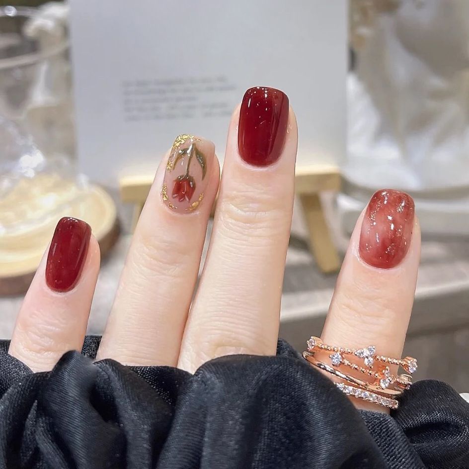 Blooming Ice Transparent Red Brown Deep Cherry Red Nail Art Tulip Flower Red Bride Style Wearable Nail 24 Pcs