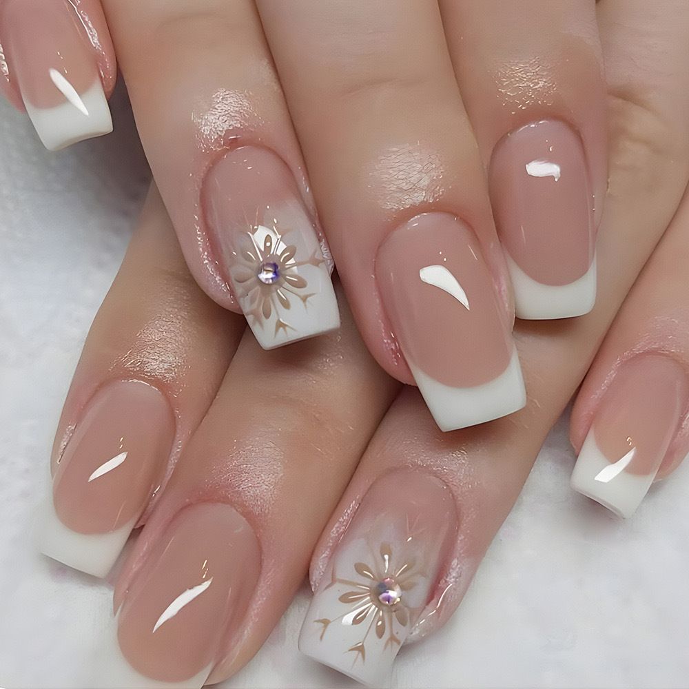 White French Gold Snowflake Nail Jewelry, Wearable Nail, European Style, Medium Size, Removable Nail