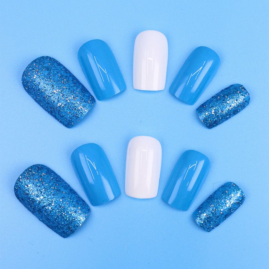 Blue sparkle white jade temperament wearable nail art European and American popular wearable short detachable reusable nail art nail plate