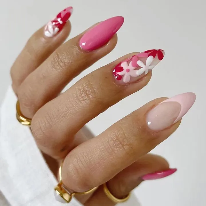 New style, popular style, wearable nail plate, European and American almond nail, ins style, French rose red, young girl, sweet, flowers, simple, cute, removable, wearable nail plate