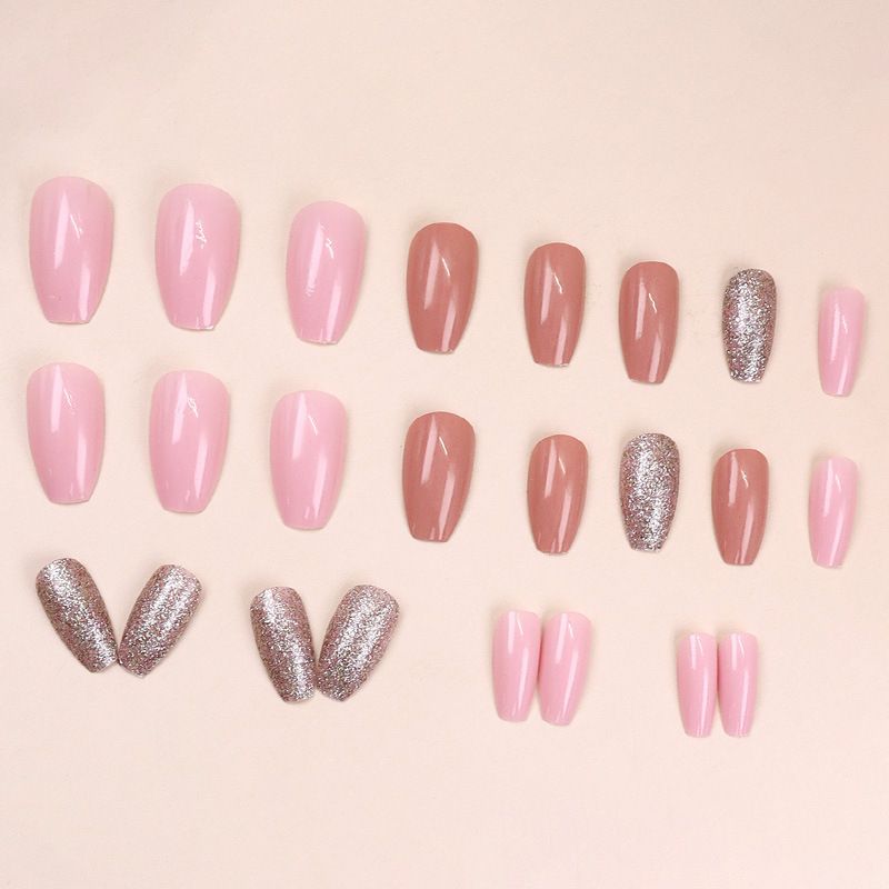 Fashionable and simple wearable nail art can be worn again and again, pink short-length melon-shaped nail art, gold powder sweet and cool jujube nail art, wearable nail art, ins wearable nail art.