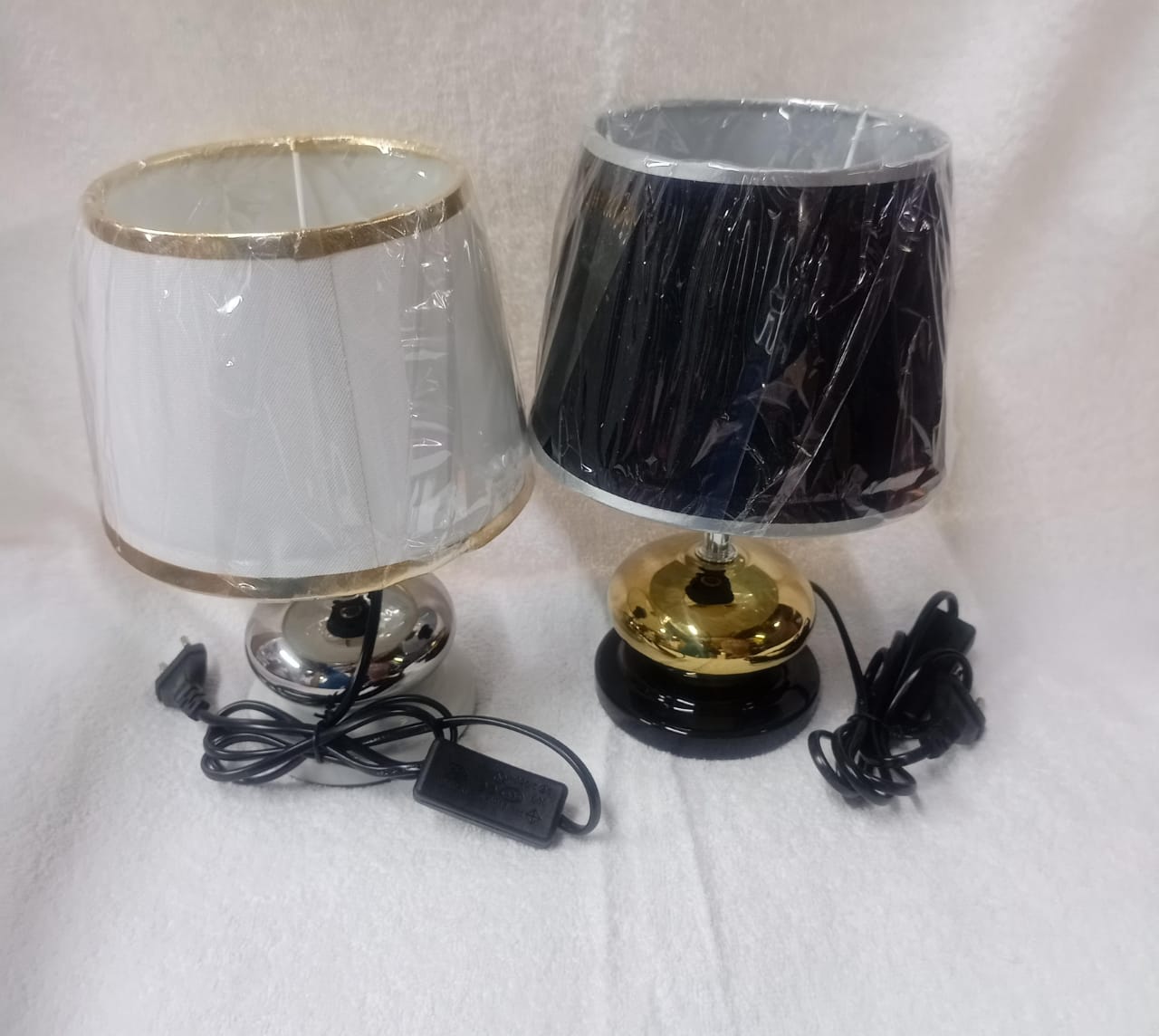 [CLASSY TODAY'S DEAL !!! ] 1 pc stylish Brand new Elegant home Bedside Lamps shade