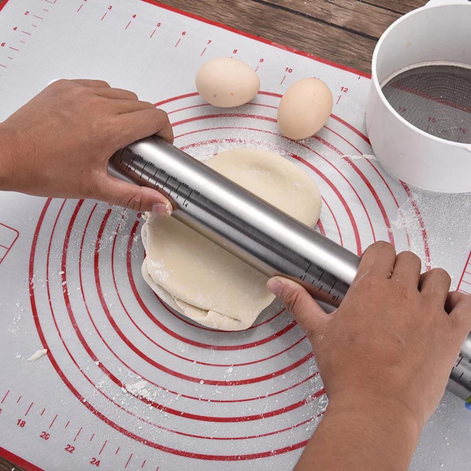 [ MAKS IT EASY AND SAVES COSTS 🤩🤩✨ !!! ] Single  Classy Brand New Very High Quality Kitchen Reusable Stainless Steel rolling pin  🔹Safe and healthy for baking