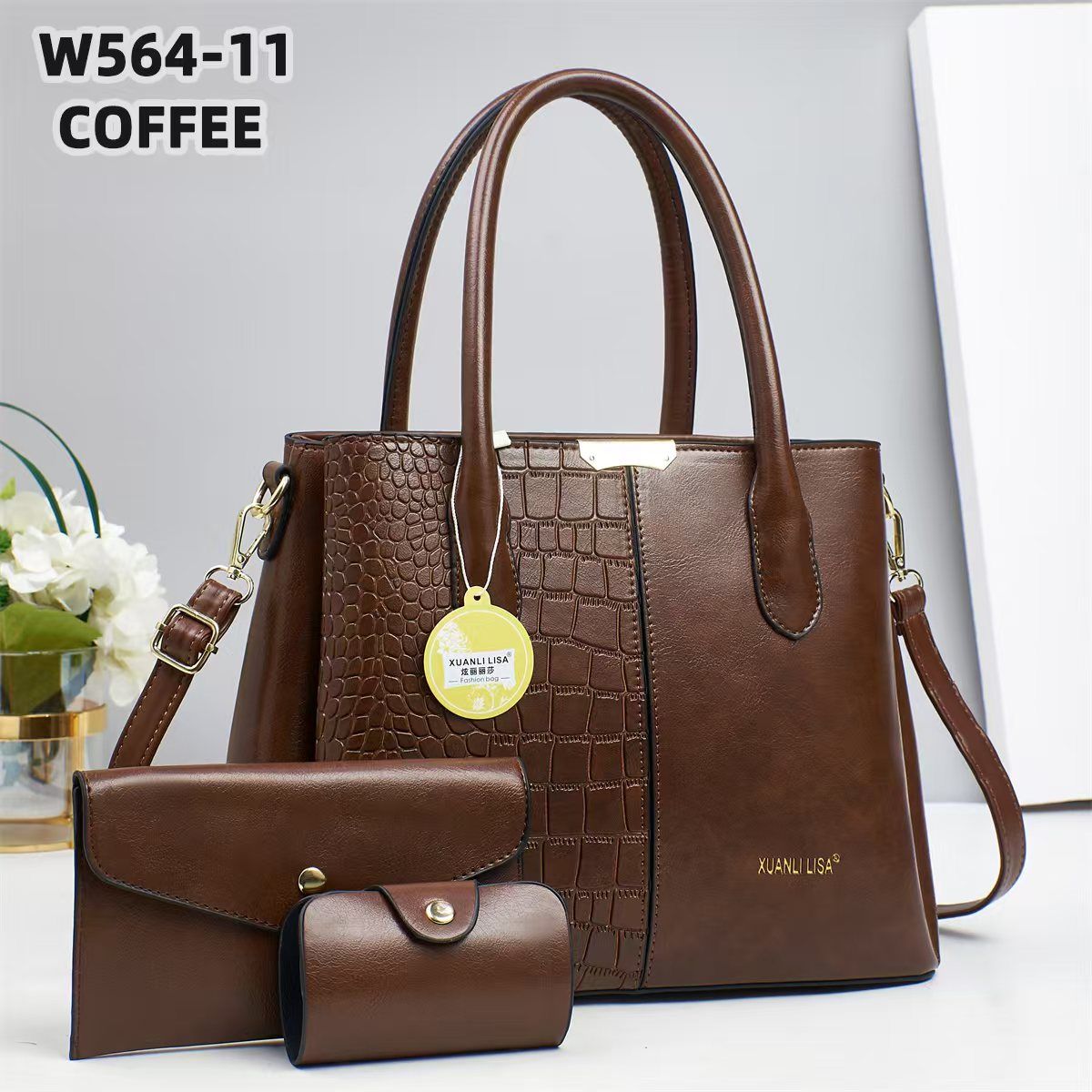 [ CLASSY NEW ARRIVALS 🤩🤩✨ !!! ] 3 IN 1 Brand New Classy and Stylish Ladies Handbag That provides the perfect way to carry your necessities while adding a touch of refinement to your overall look✔👌