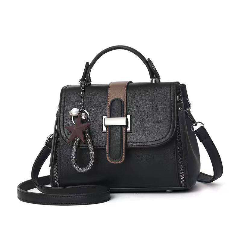 [ CLASSY NEW ARRIVALS 🤩🤩✨ !!! ] Single Brand New Classy and Stylish Ladies Handbag That provides the perfect way to carry your necessities while adding a touch of refinement to your overall look✔👌
