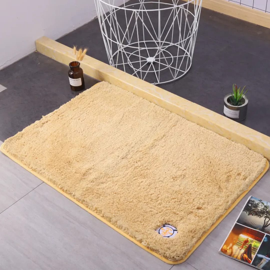 [🔥EXPERIENCE LUXURY FOR LESS 🤩🤩✨ !!! ] 1 Pc Size 40*60 Classy Brand New Very High Quality Stylish and Luxurious Home Decorative Door Mats .Designed With Durability and Functionality✨👌