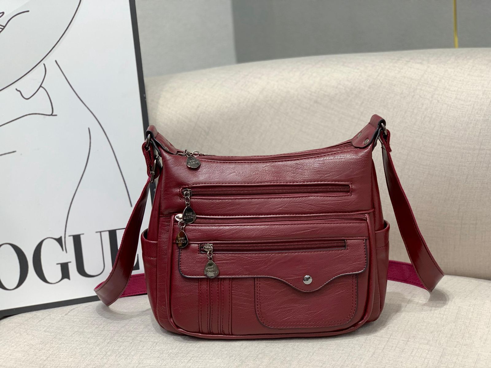 [ PRICE OFFER 🥳🥳‼️‼️** 🥑ONLY ON KILIMALL !!! ] 1 Pc Classy Brand New Ladies Handbag Thats Great For Keeping all Your Necessities Safely Organised While Still Looking Your Absolute Best✨