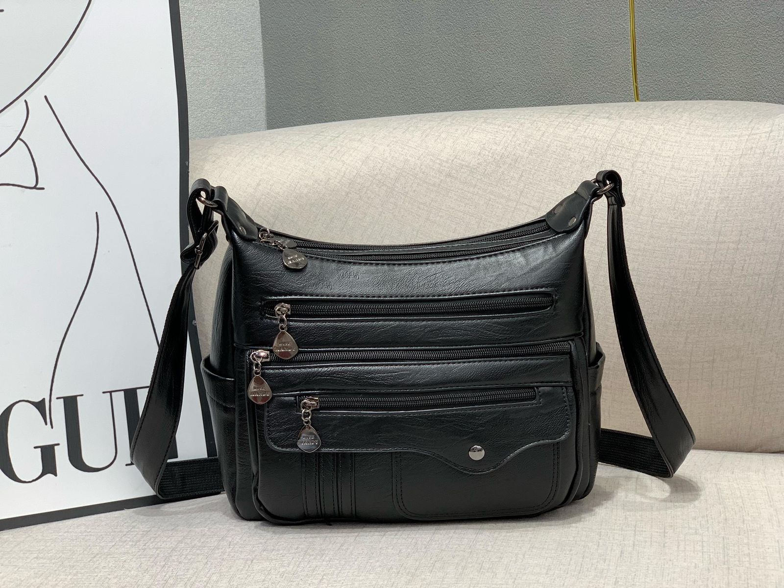 [ PRICE OFFER 🥳🥳‼️‼️** 🥑ONLY ON KILIMALL !!! ] 1 Pc Classy Brand New Ladies Handbag Thats Great For Keeping all Your Necessities Safely Organised While Still Looking Your Absolute Best✨