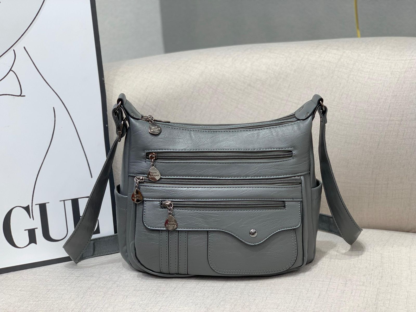 [ PRICE OFFER 🥳🥳‼️‼️** 🥑ONLY ON KILIMALL !!! ] 1 Pc Classy Brand New Ladies Handbag Thats Great For Keeping all Your Necessities Safely Organised While Still Looking Your Absolute Best✨