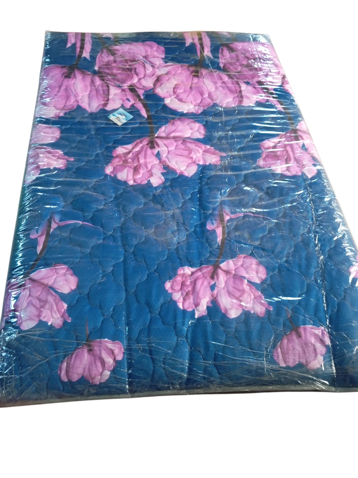 💰 LOW PRICE OFFER 💰1pc High-Quality Cotton Mattress Topper – 6×6ft, Soft, Washable & Floral Design, All-Season Comfort