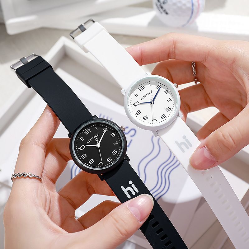 Cute candy silicone sports quart watch personality men and women  the collegiate style neutral watch student watch