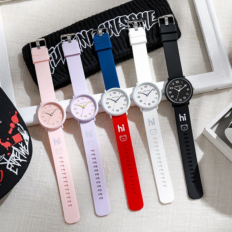 Cute candy silicone sports quart watch personality men and women  the collegiate style neutral watch student watch