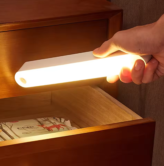 Magnetic Suction Table Lamp Portable Usb Rechargeable Lamp for Desk Remote Control Light Led Light Writing Reading Torch Indoor Local fast delivery