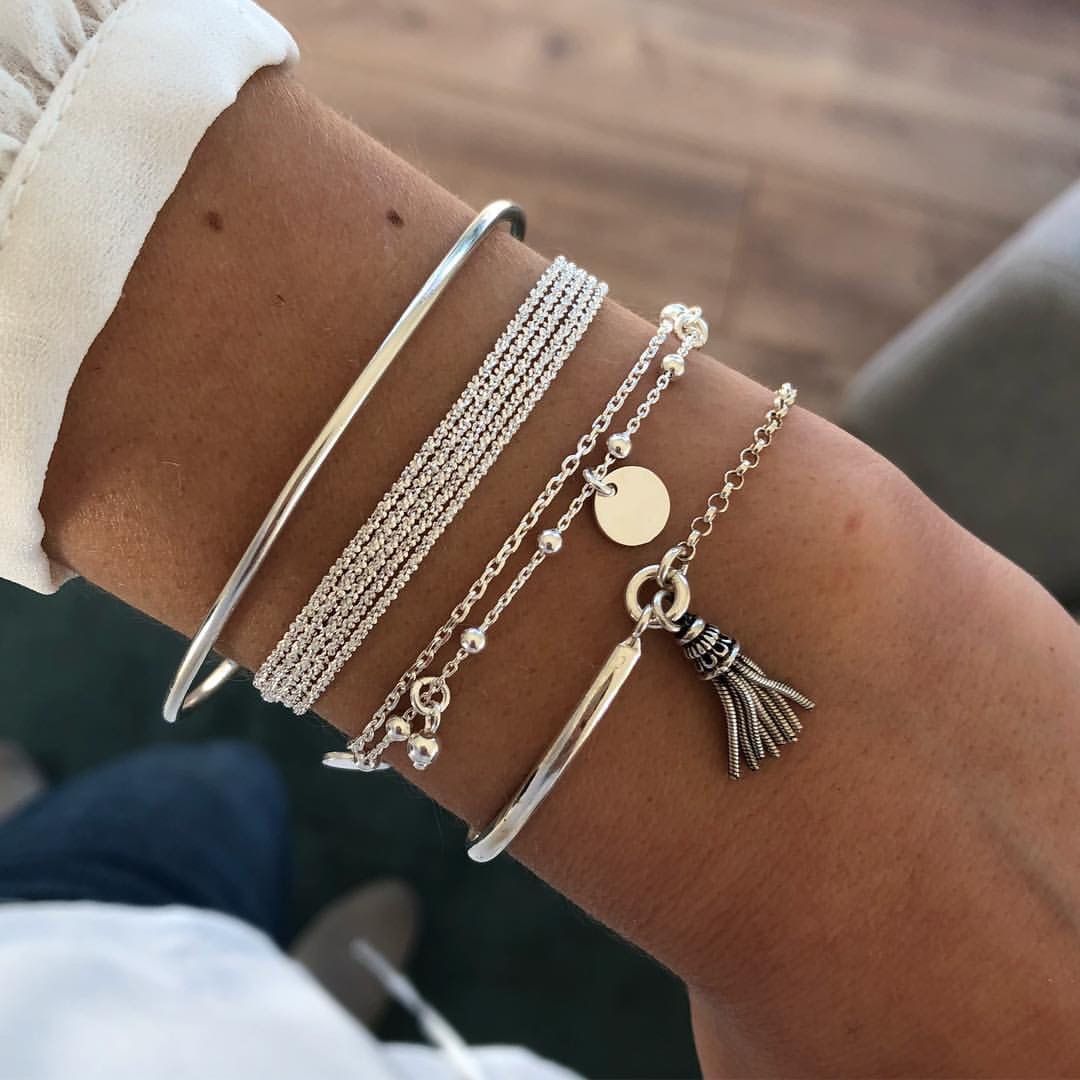 4PCS Fashion Bracelets Sets for Women Silver Layered Tassel Pendant Charms Hand Chain Stackable Wrap Bangle Bracelet Jewelry Accessories