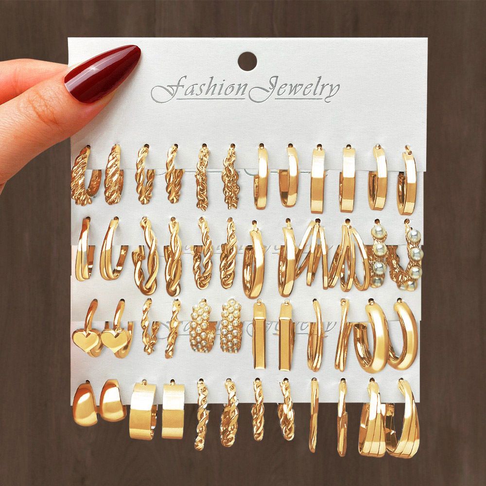 Multi-Pairs Gold Hoop Earrings Set for Women Multipack Fashion Dangle Heart Statement Pearl Earrings Jewelry for Birthday Party Gift