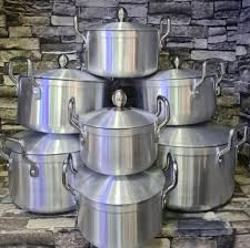 Original Tornado (TC) Cookware Set Sufuria with Free( 2 pcs Plastic service Spoons and 1 Scotch )
▪️Colour :silver 
▪️14pcs (7lids+7pots) Silver 
▪️Pot sizes (16/18/20/22/24/26/28cm)