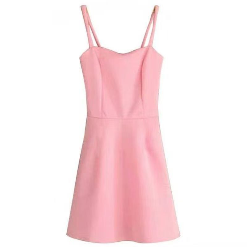 Black Sling Dress, Korean-style for Summer, French-style Mini Dress for Petite Ladies, High-end Design with Waist-cinching, Exuding Elegant and Slimming Charm.