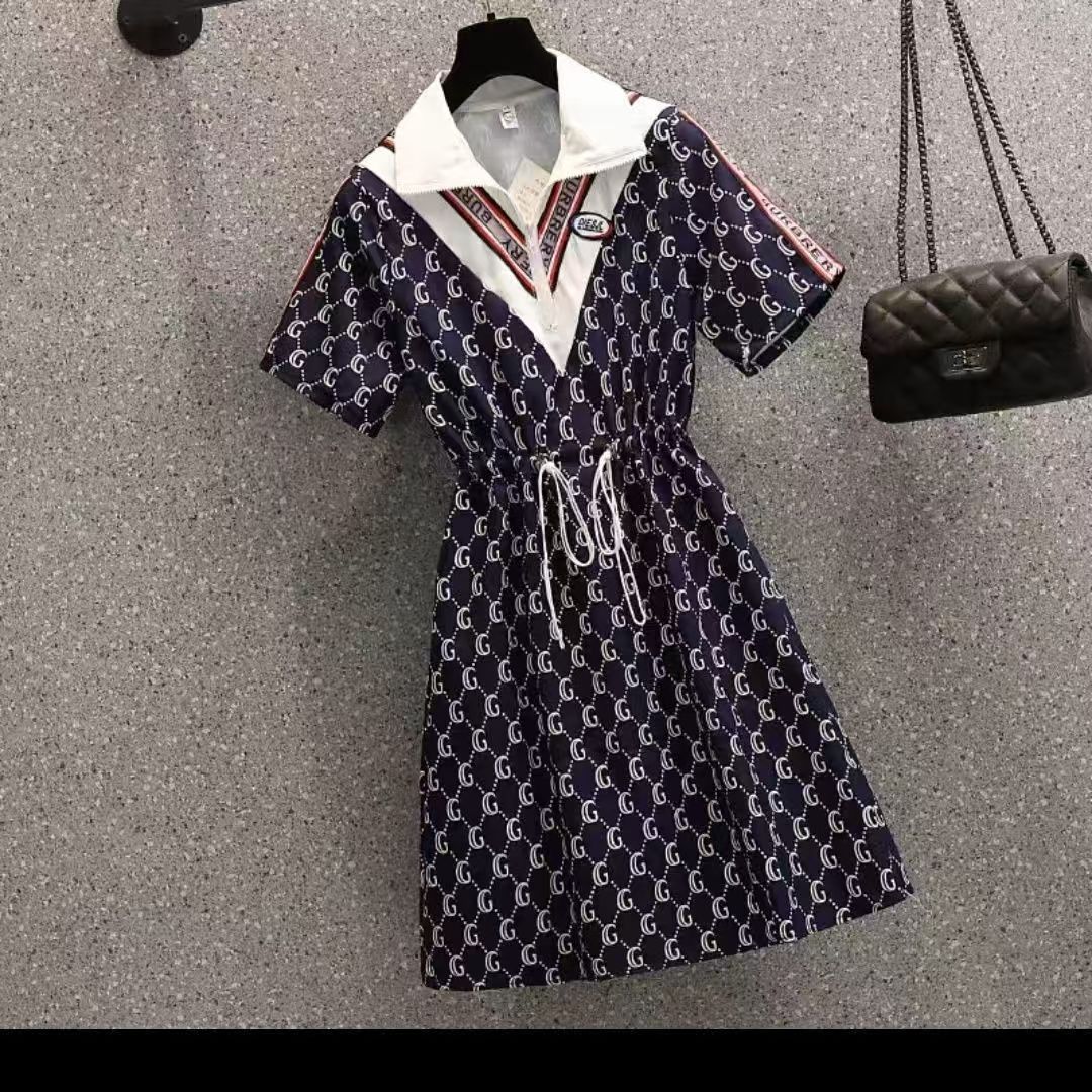 Summer 2025 New Print Loose Plus Size Dress, Fitted Waist, Slimming, Fashionable, Youthful, Short Sleeve V-neck Dressv