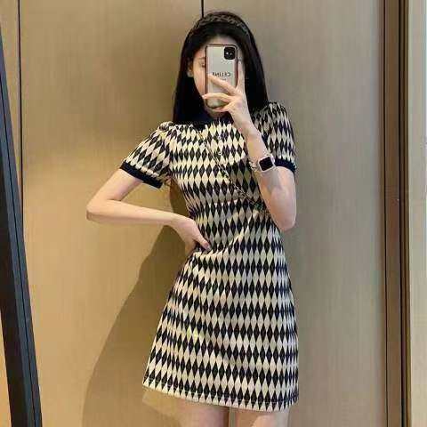 French-style small Chanel-like Polo dress for women, new summer style, unique design, slimming and elegant, checkered pattern, suitable for petite women.